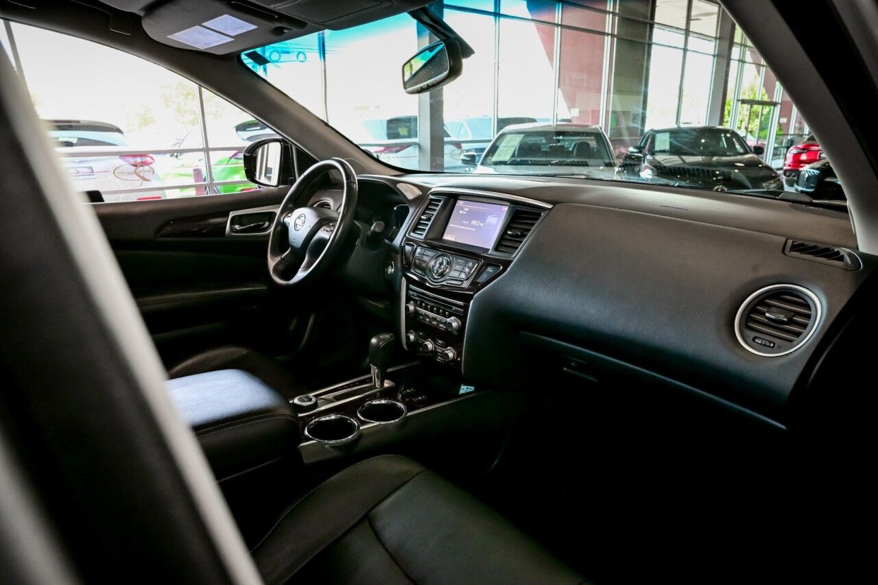 2014 Nissan Pathfinder SL, Nav, B-Up Camera, Rear Entertainment Springfield NJ