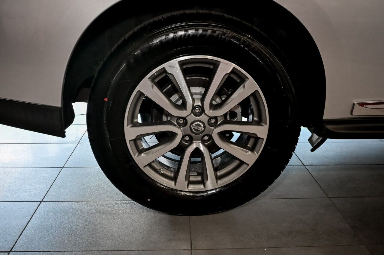 2014 Nissan Pathfinder SL, Nav, B-Up Camera, Rear Entertainment Springfield NJ