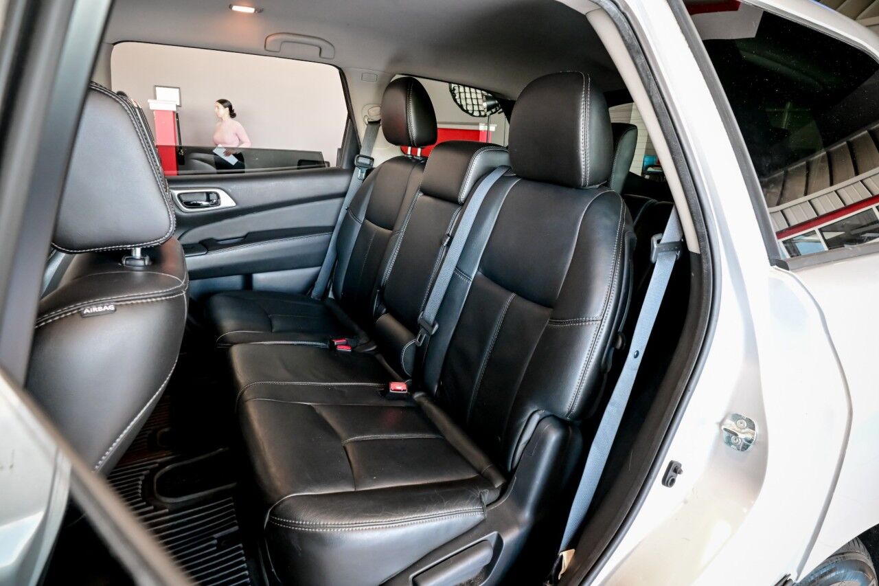 2014 Nissan Pathfinder SL, Nav, B-Up Camera, Rear Entertainment Springfield NJ