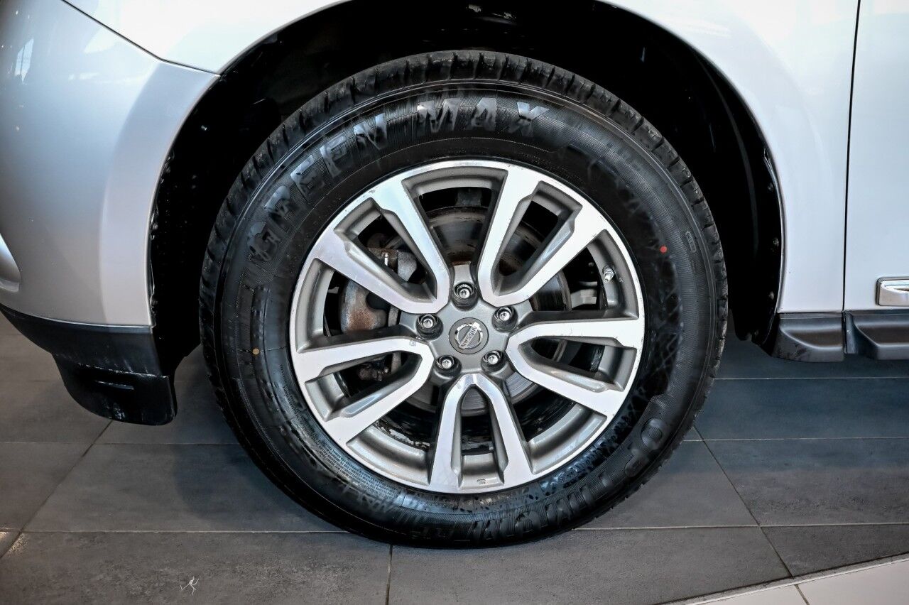 2014 Nissan Pathfinder SL, Nav, B-Up Camera, Rear Entertainment Springfield NJ