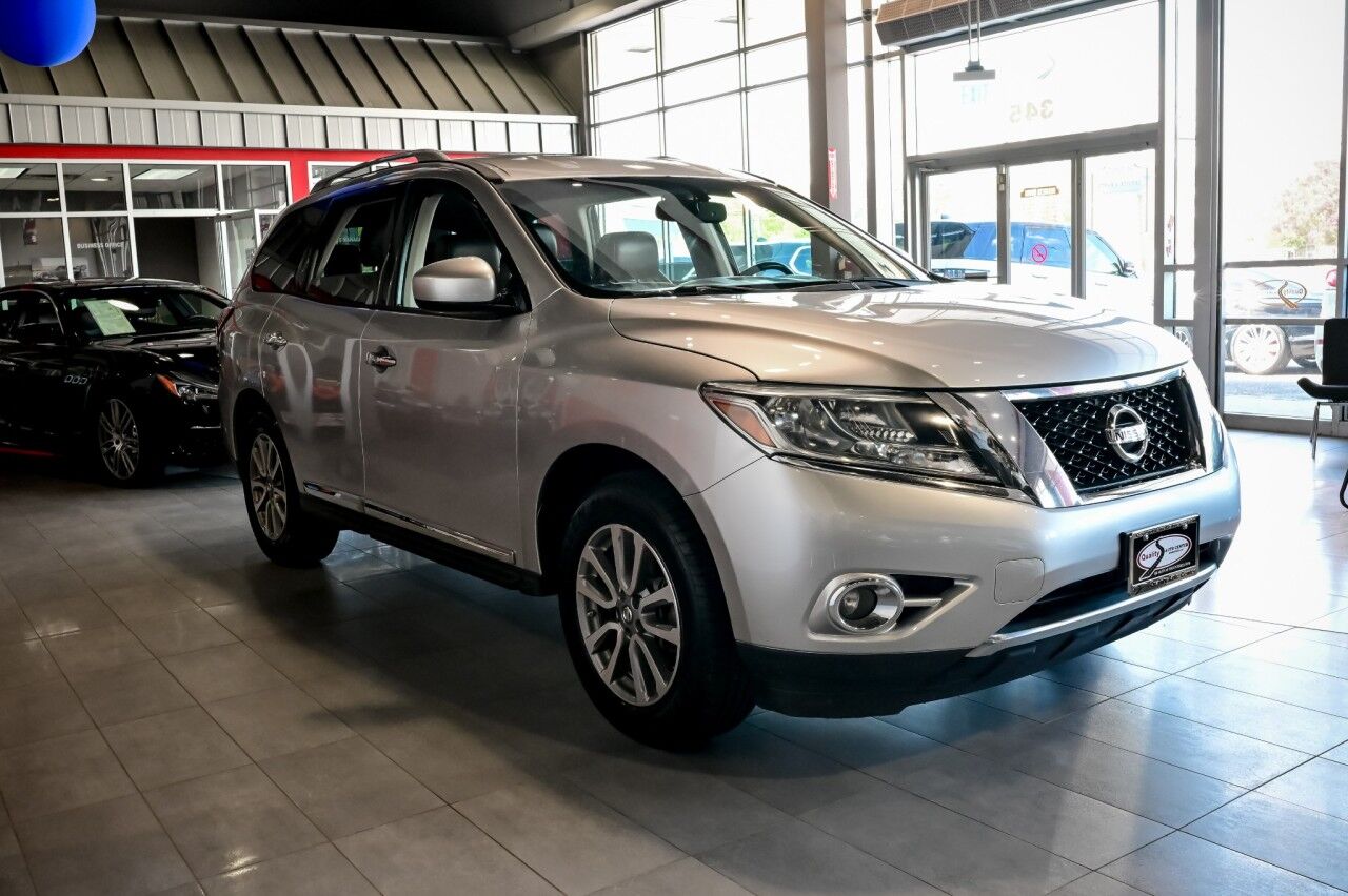 2014 Nissan Pathfinder SL, Nav, B-Up Camera, Rear Entertainment Springfield NJ
