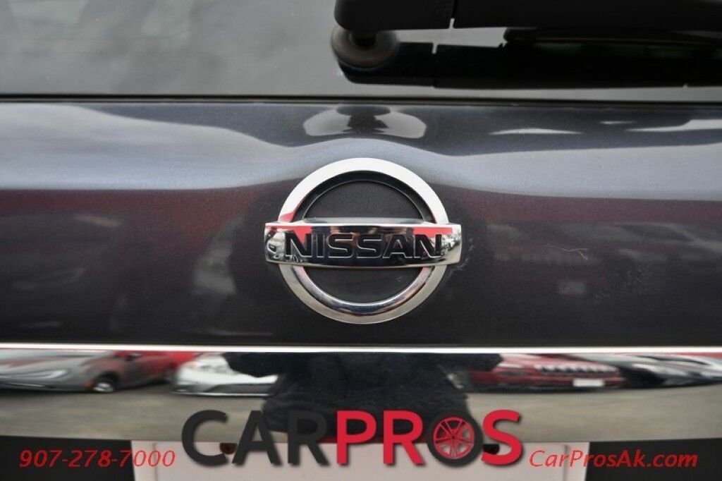 2014 Nissan Pathfinder SV - 3.5L V6 - Automatic - 4X4 - Power Windows & Door Locks - Keyless Entry - 3rd Row Seating - Push To Start - Bluetooth Anchorage AK