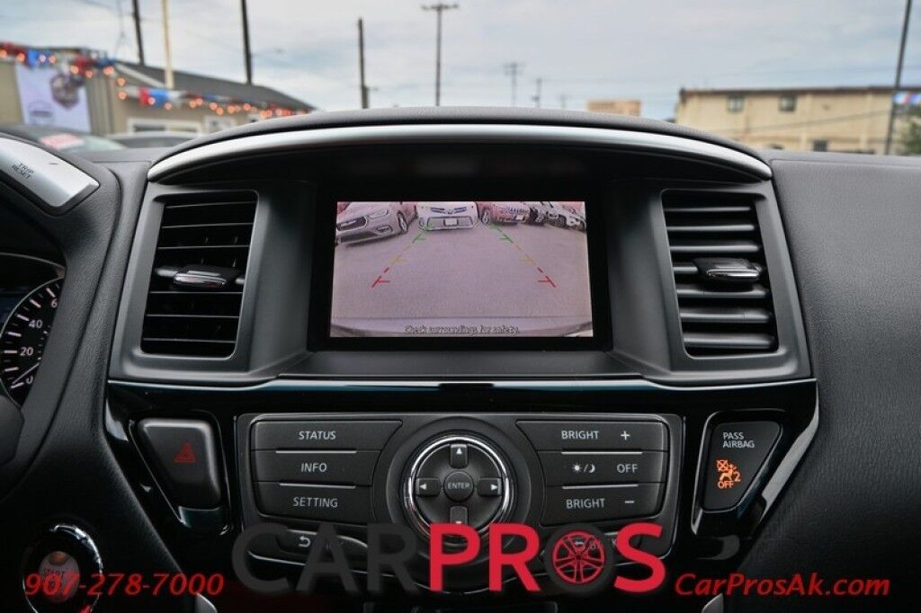 2014 Nissan Pathfinder SV - 3.5L V6 - Automatic - 4X4 - Power Windows & Door Locks - Keyless Entry - 3rd Row Seating - Push To Start - Bluetooth Anchorage AK
