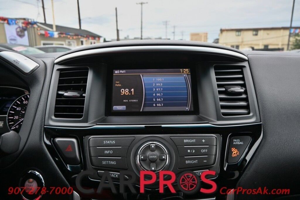 2014 Nissan Pathfinder SV - 3.5L V6 - Automatic - 4X4 - Power Windows & Door Locks - Keyless Entry - 3rd Row Seating - Push To Start - Bluetooth Anchorage AK