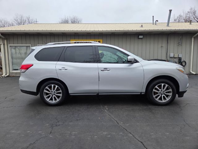 2014 Nissan Pathfinder SV Elgin IL