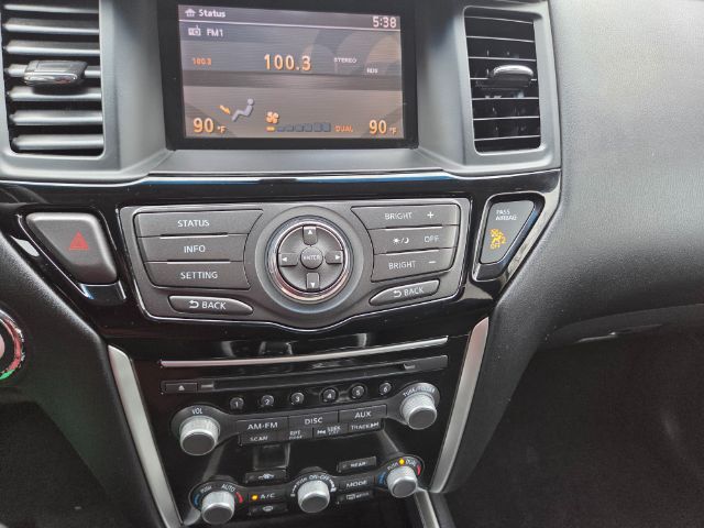 2014 Nissan Pathfinder SV Elgin IL