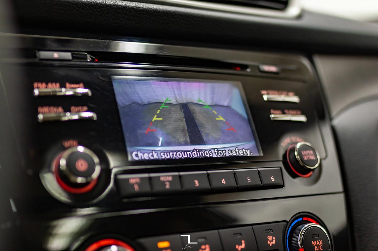 2014 Nissan Rogue AWD SV Roof BCam Red Deer AB