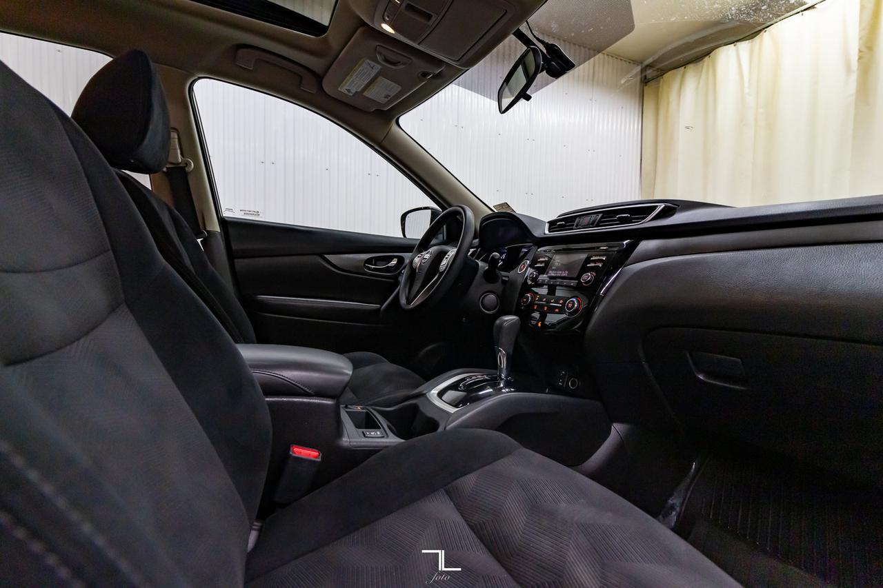 2014 Nissan Rogue AWD SV Roof BCam Red Deer AB