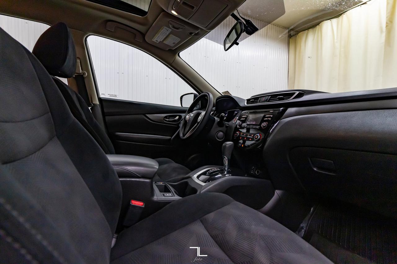 2014 Nissan Rogue AWD SV Roof BCam Red Deer AB