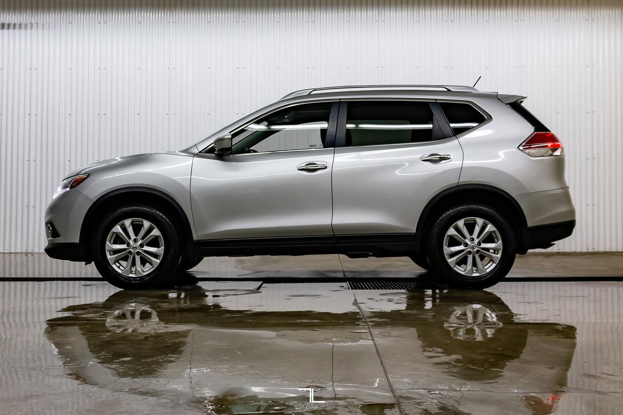 2014 Nissan Rogue AWD SV Roof BCam Red Deer AB