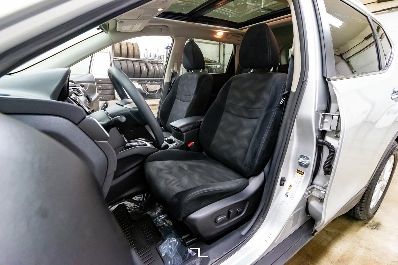 2014 Nissan Rogue AWD SV Roof BCam Red Deer AB