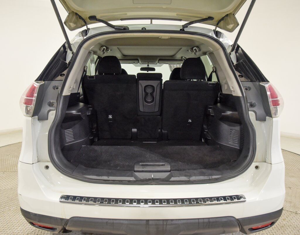 2014 Nissan Rogue SV Akron OH