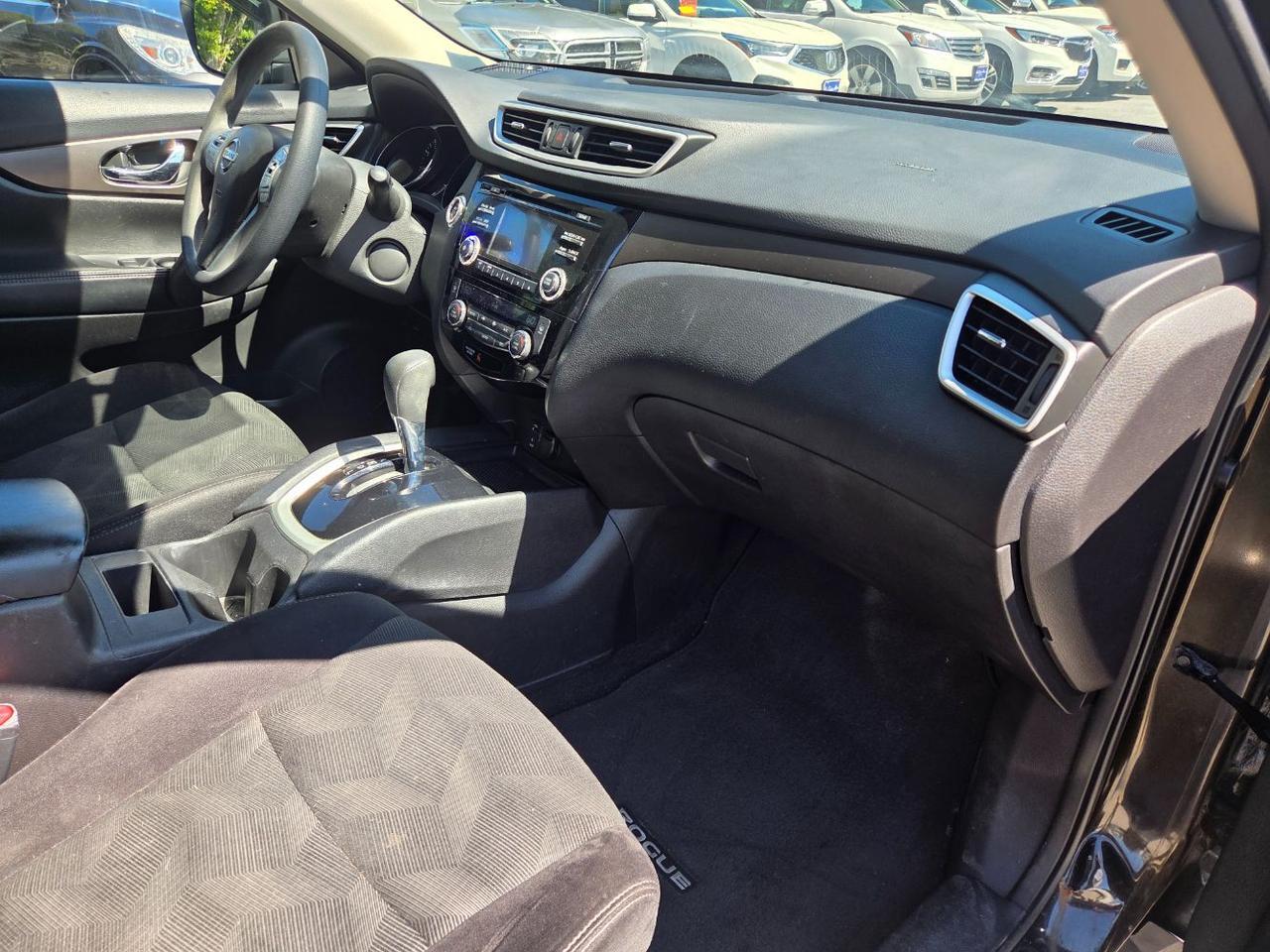 2014 Nissan Rogue SV Charlton MA