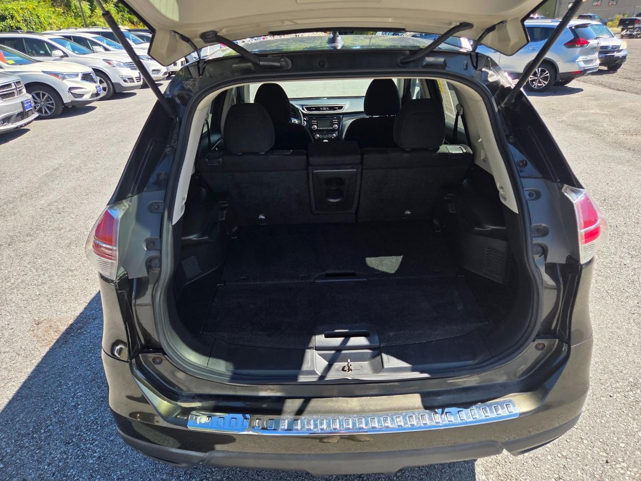 2014 Nissan Rogue SV Charlton MA
