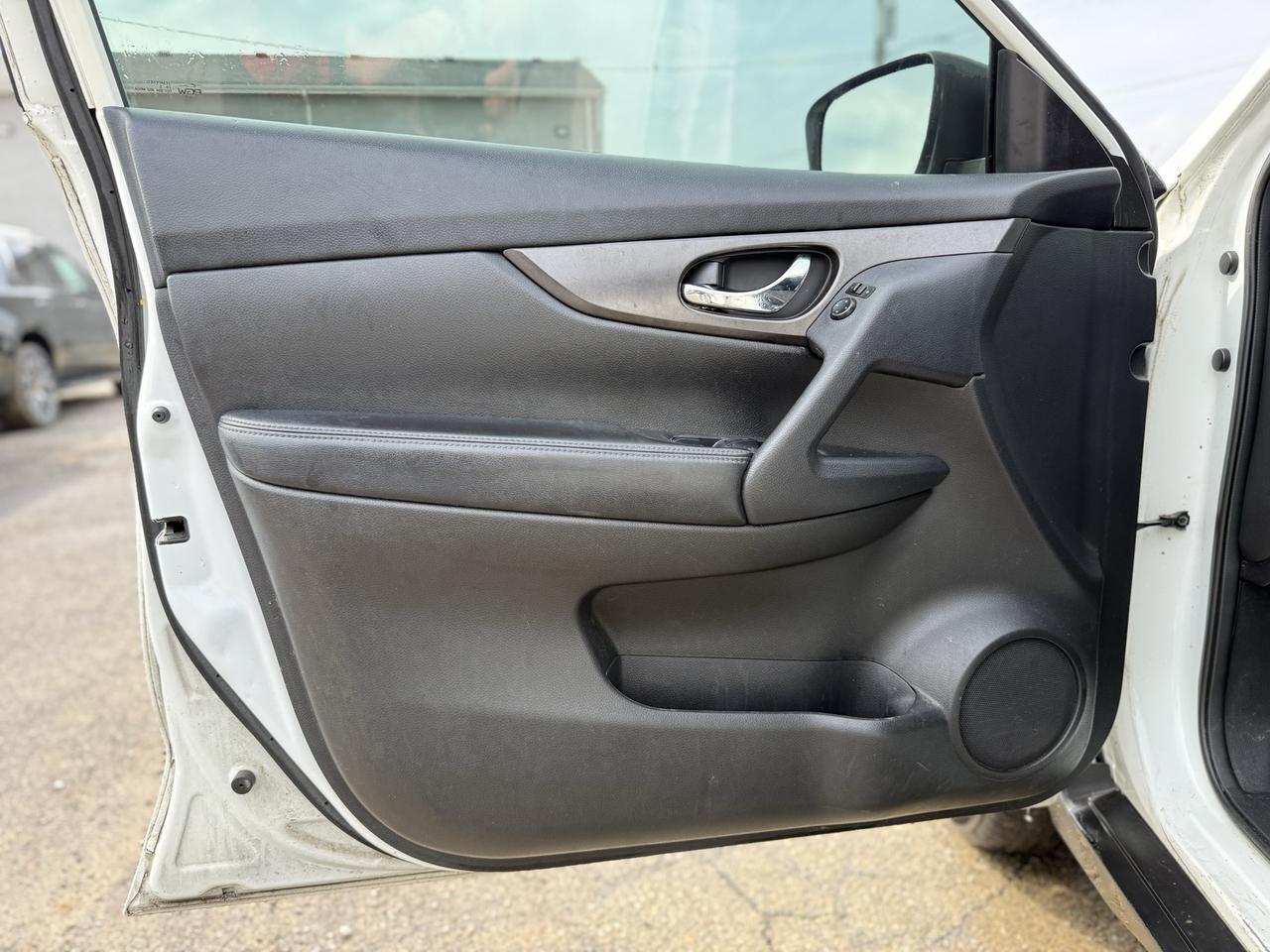 2014 Nissan Rogue SV Crestwood KY