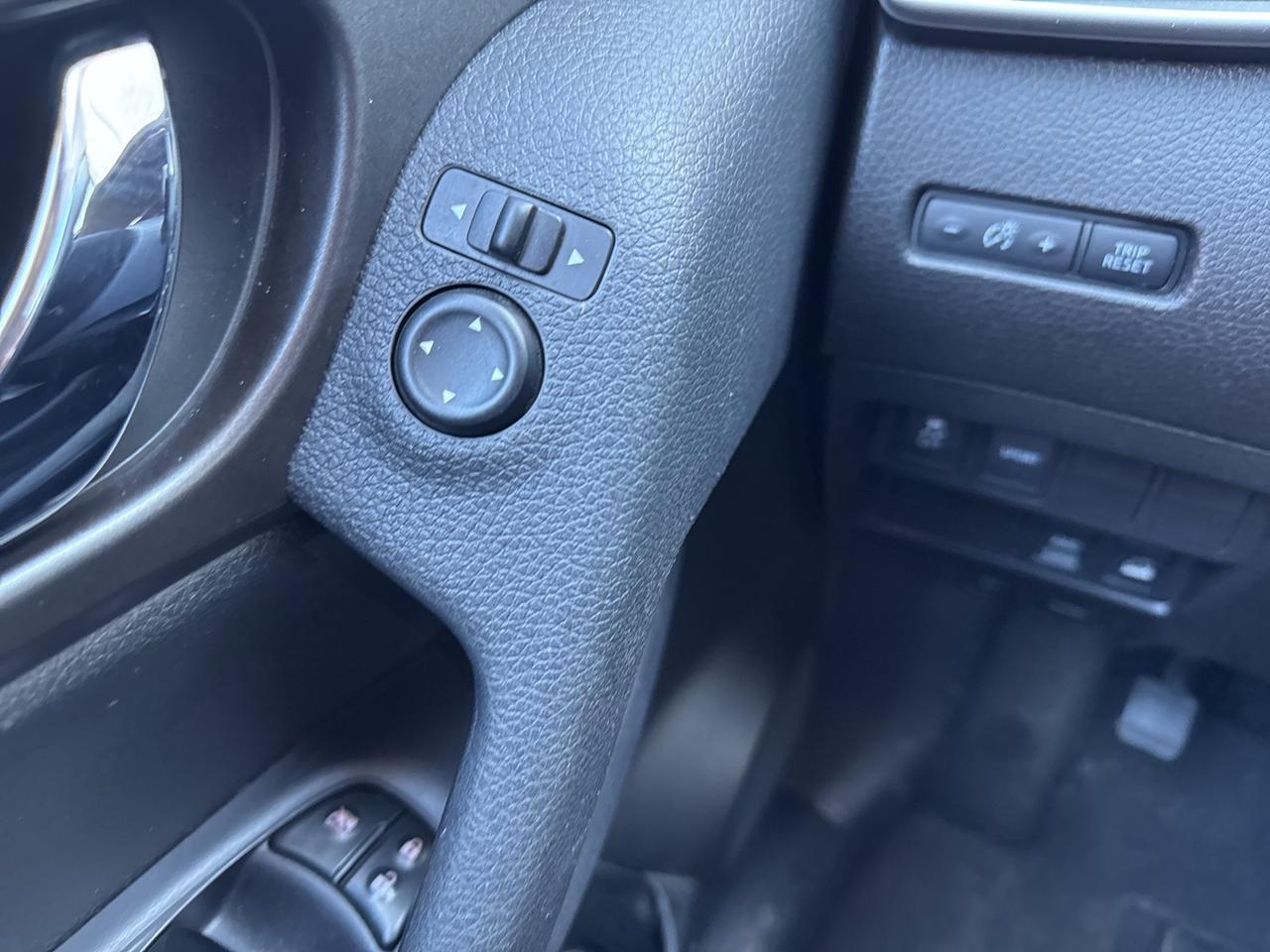 2014 Nissan Rogue SV Warrenton VA