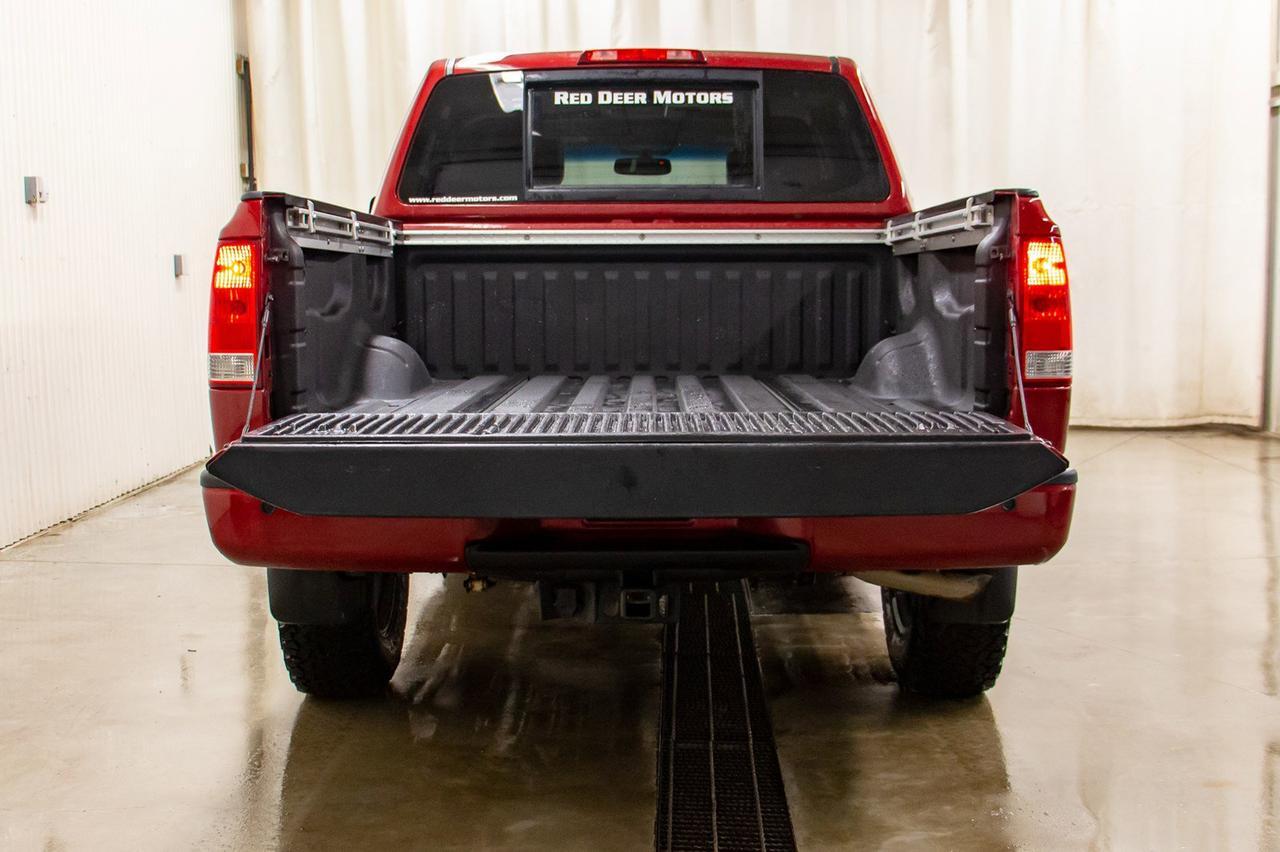 2014 Nissan Titan 4x4 Crew Cab Pro 4X Leather Roof Nav Red Deer AB