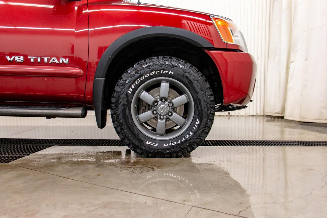 2014 Nissan Titan 4x4 Crew Cab Pro 4X Leather Roof Nav Red Deer AB