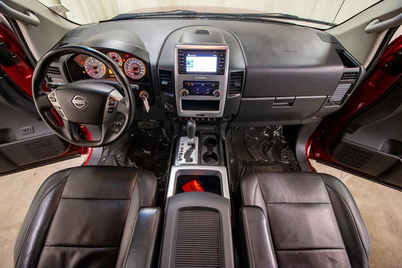 2014 Nissan Titan 4x4 Crew Cab Pro 4X Leather Roof Nav Red Deer AB