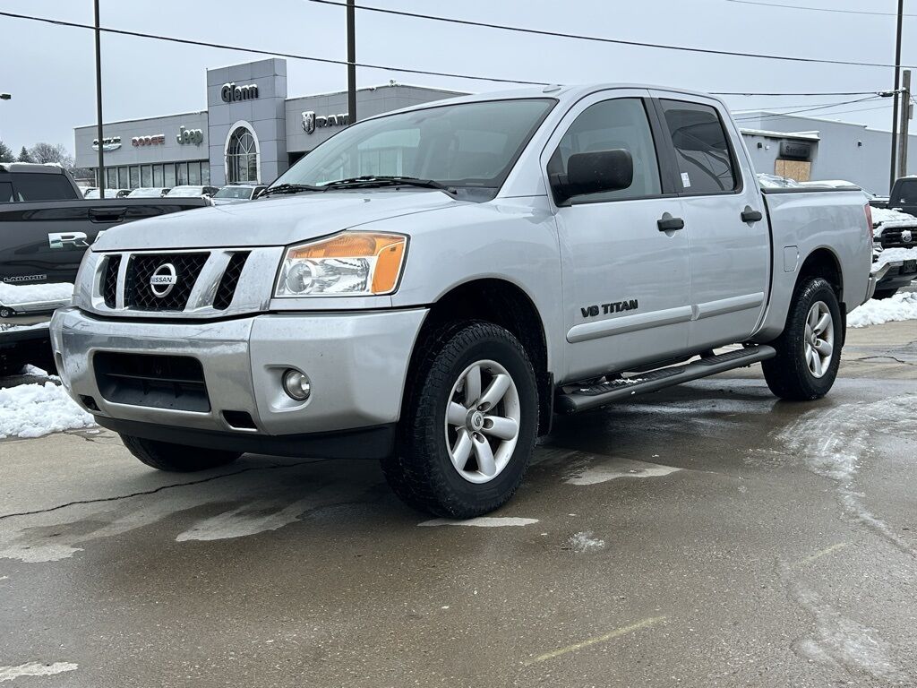 2014 Nissan Titan SV