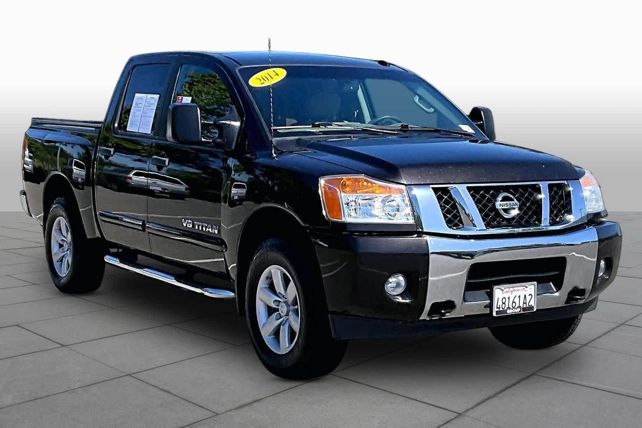 2014 Nissan Titan SV