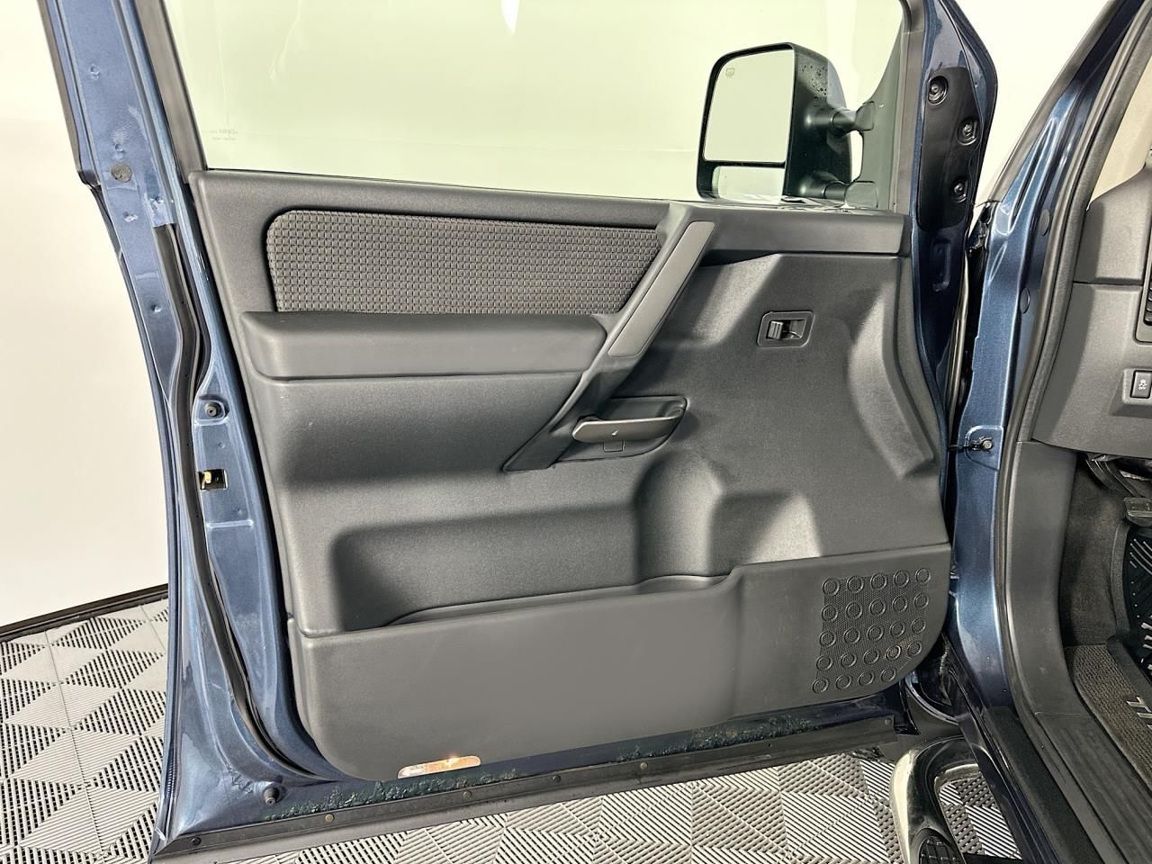 2014 Nissan Titan SV Tacoma WA