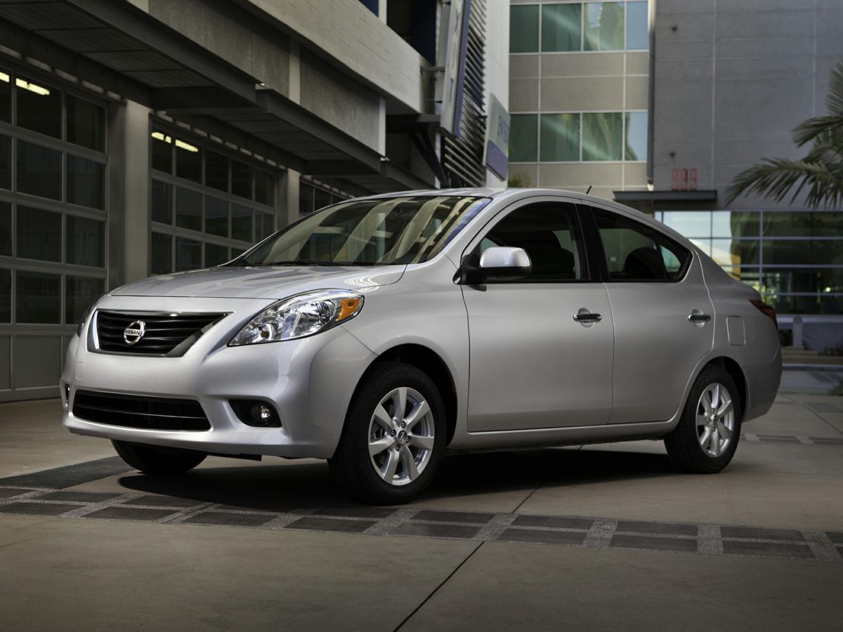 2014 Nissan Versa 1.6 S