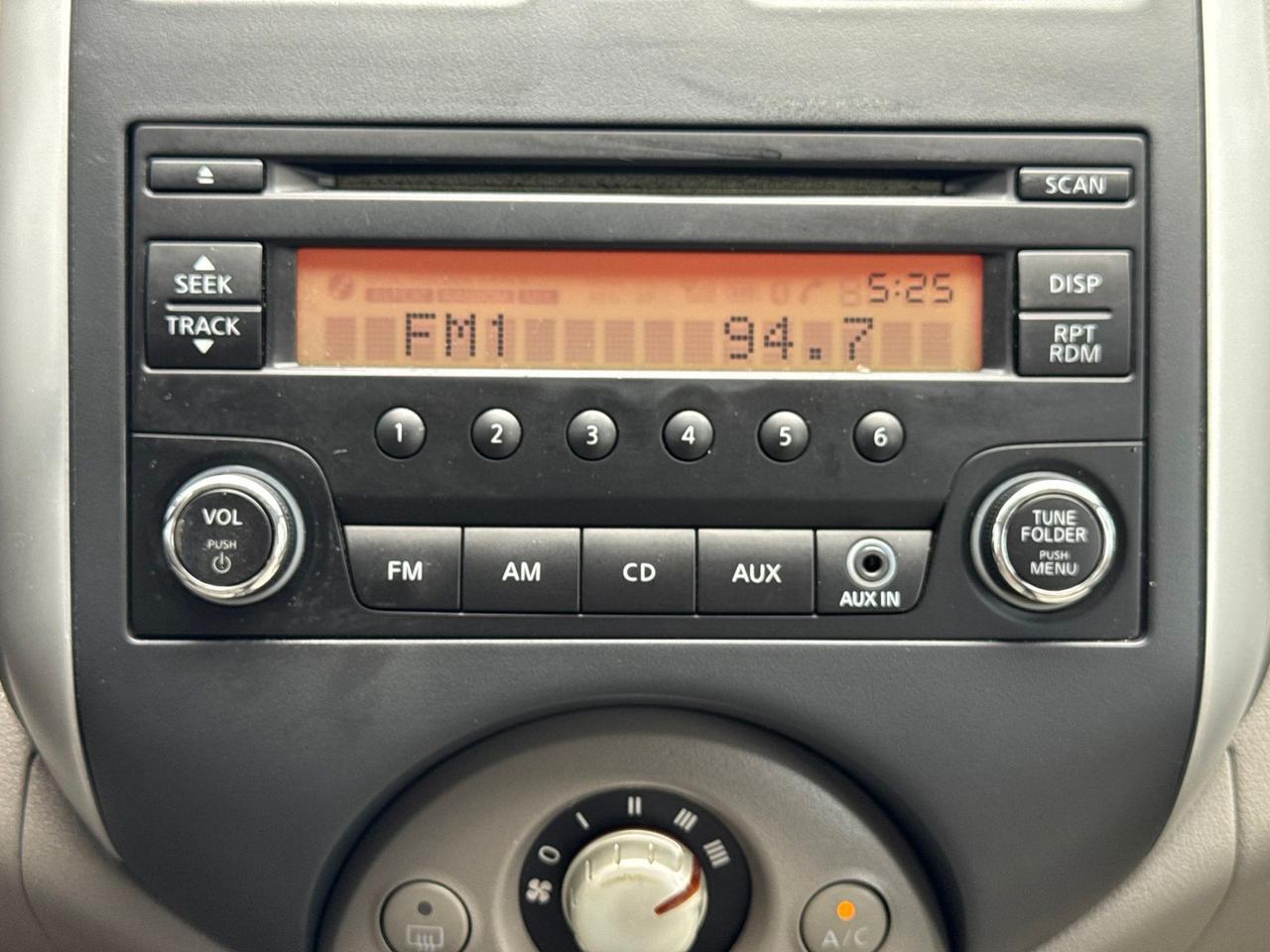2014 Nissan Versa 1.6 SV Warrenton VA