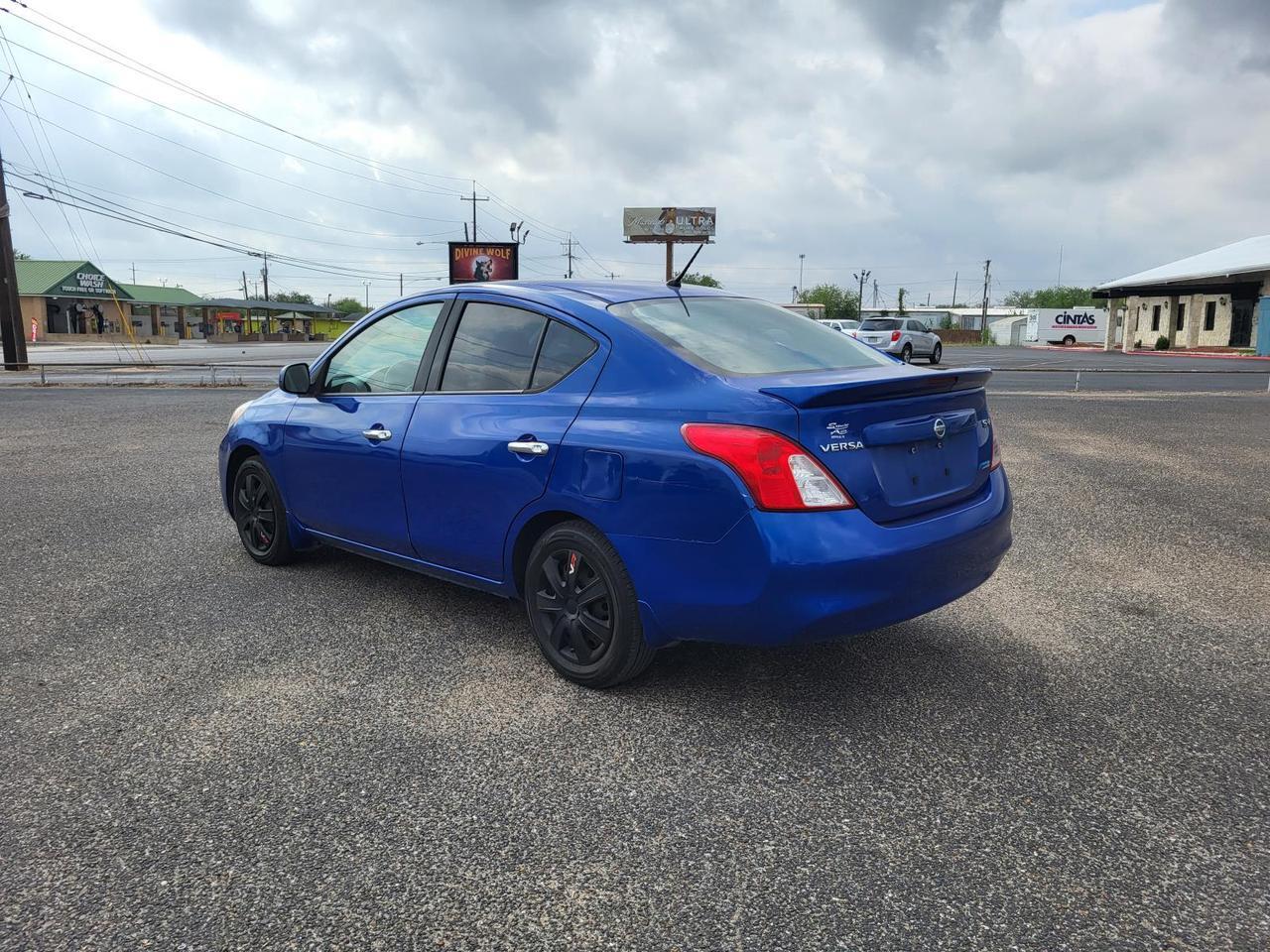 2014 Nissan Versa 4dr Sdn CVT 1.6 SV Beeville TX