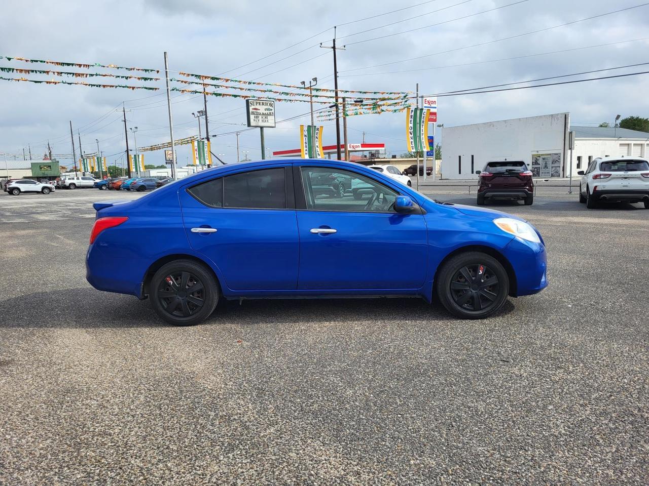 2014 Nissan Versa 4dr Sdn CVT 1.6 SV
