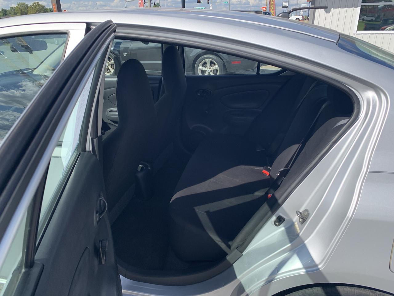 2014 Nissan Versa S Sedan 4D Aurora MO