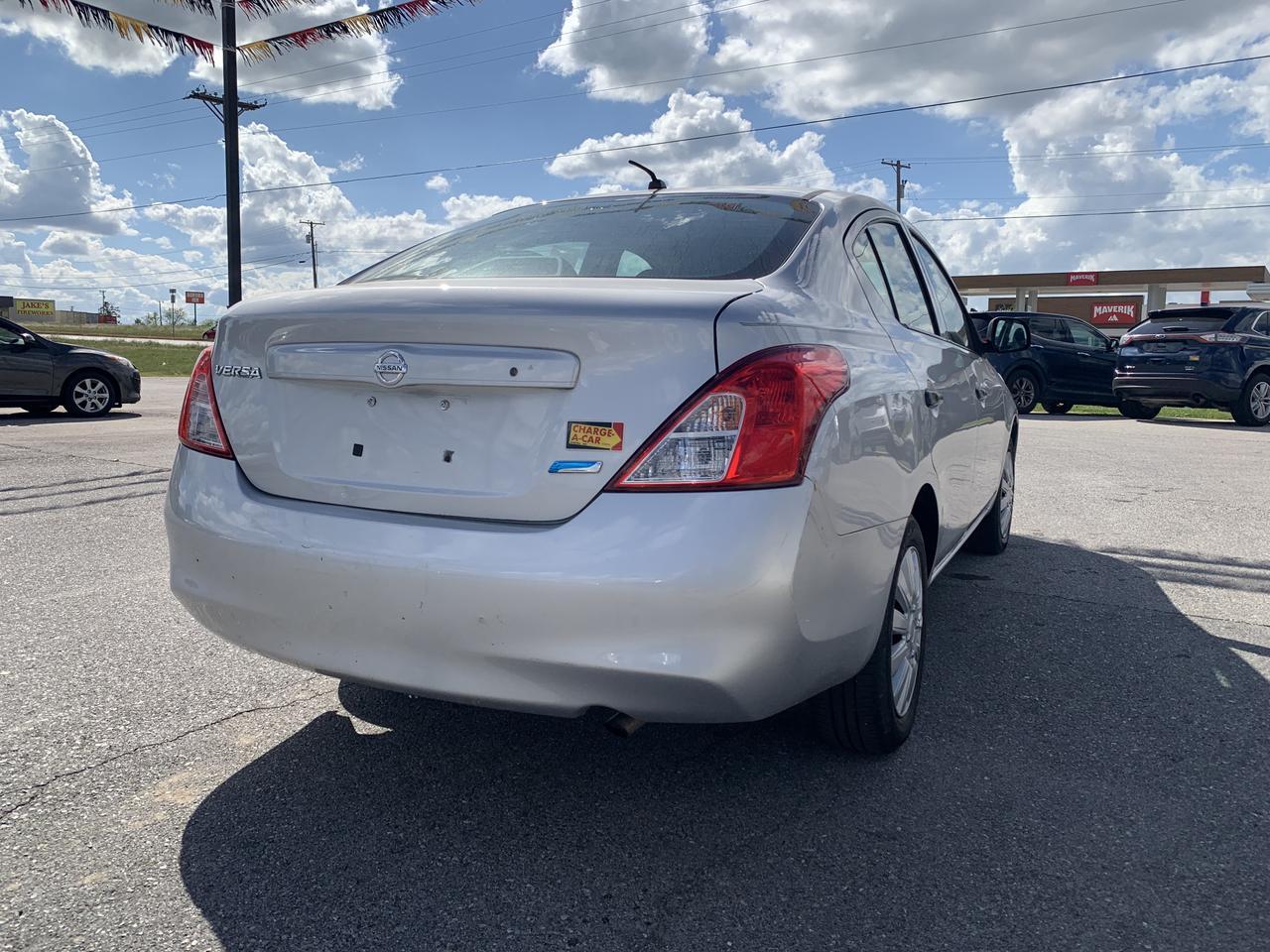 2014 Nissan Versa S Sedan 4D Aurora MO