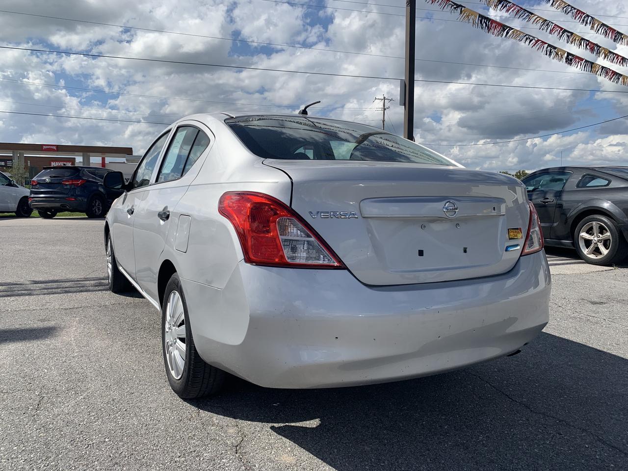 2014 Nissan Versa S Sedan 4D Aurora MO