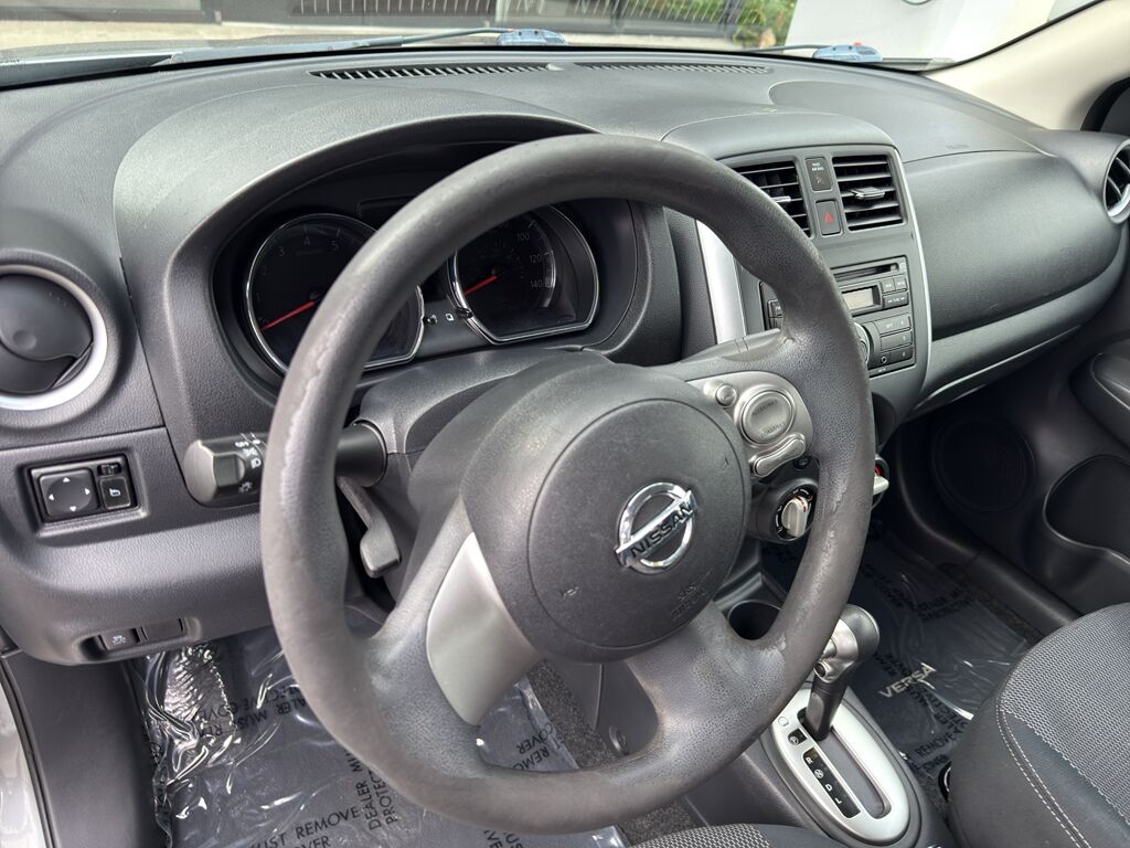 2014 Nissan Versa SV Eureka CA