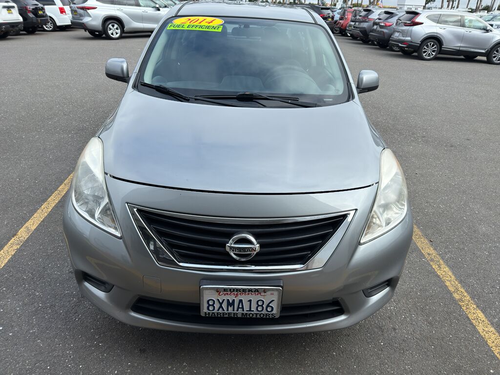 2014 Nissan Versa SV Eureka CA