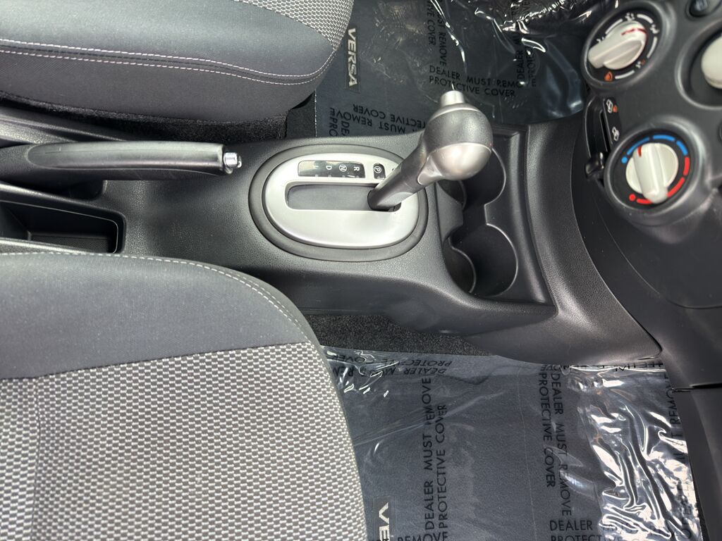 2014 Nissan Versa SV Eureka CA