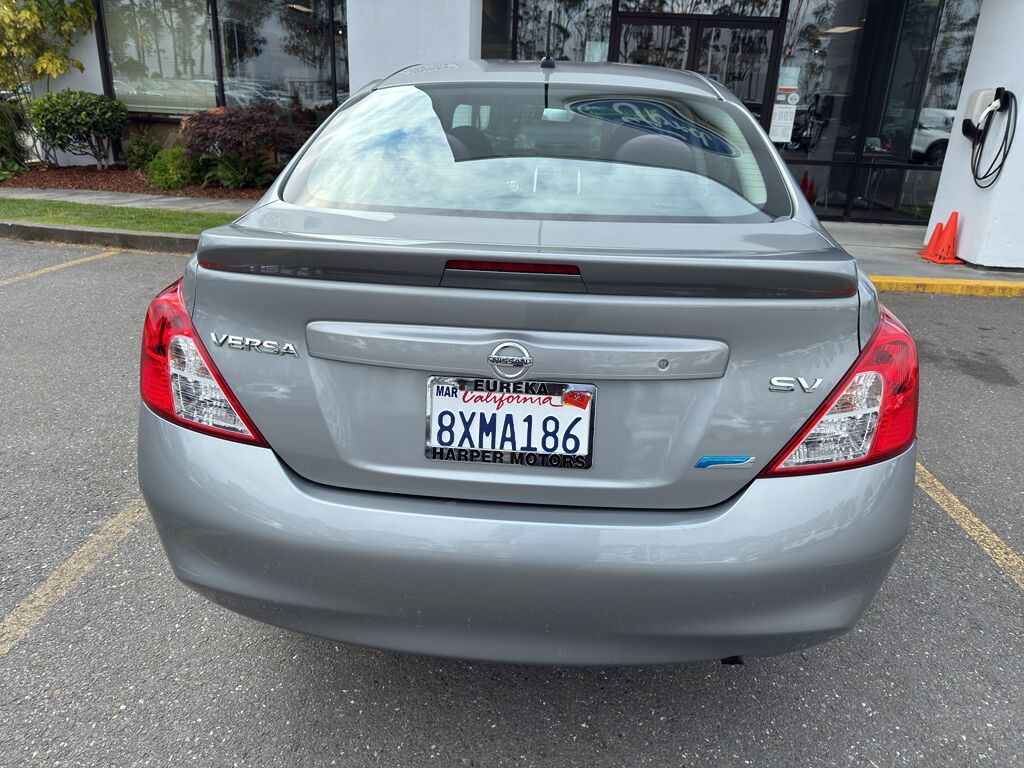 2014 Nissan Versa SV Eureka CA