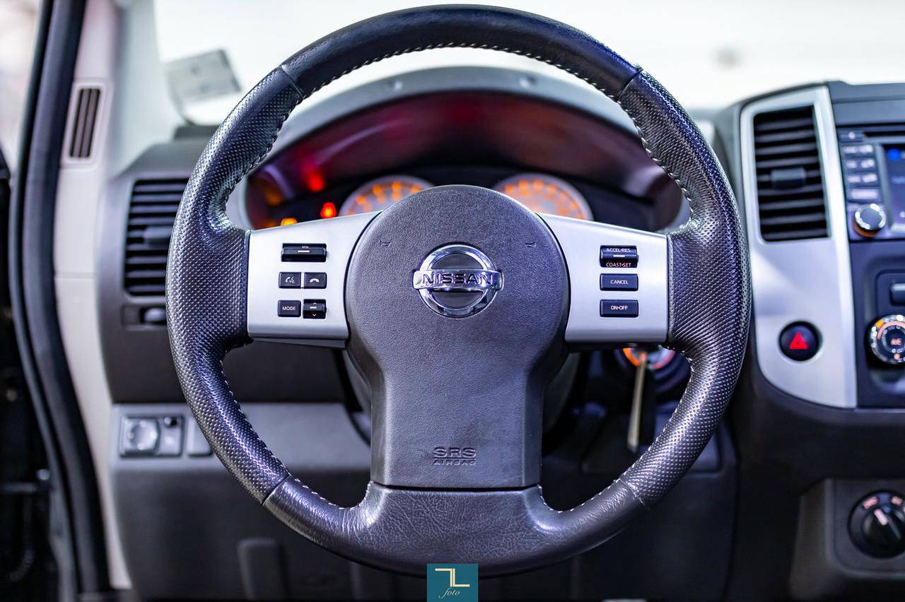 2014 Nissan Xterra 4x4 Pro-4X Manual Leather Nav BCam Red Deer AB