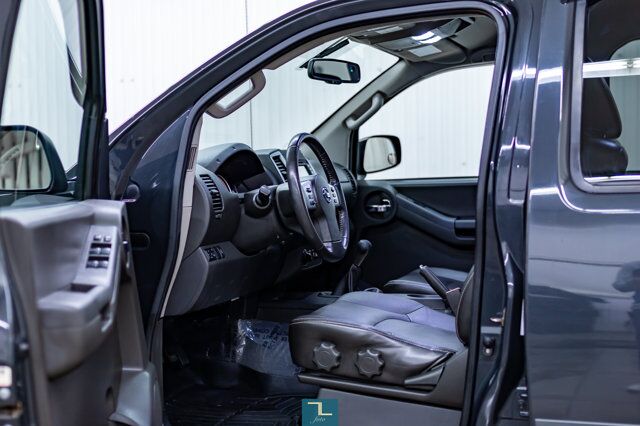 2014 Nissan Xterra 4x4 Pro-4X Manual Leather Nav BCam Red Deer AB