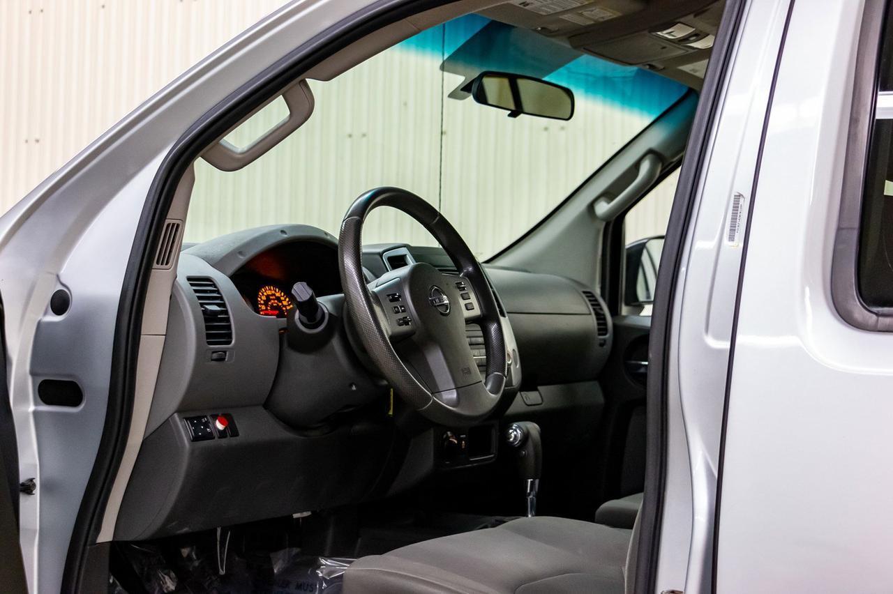 2014 Nissan Xterra 4x4 Sport Red Deer AB