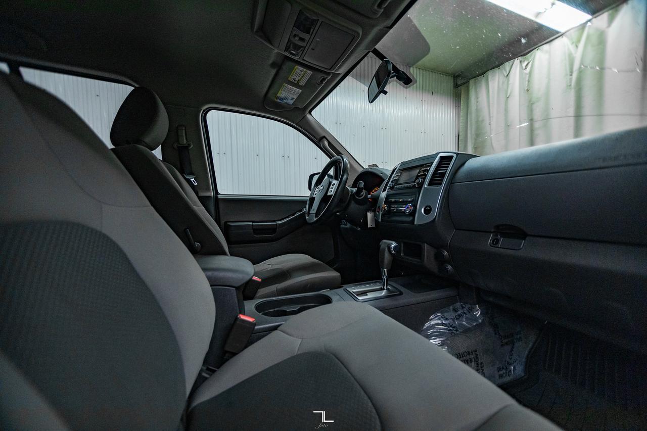 2014 Nissan Xterra 4x4 X Red Deer AB