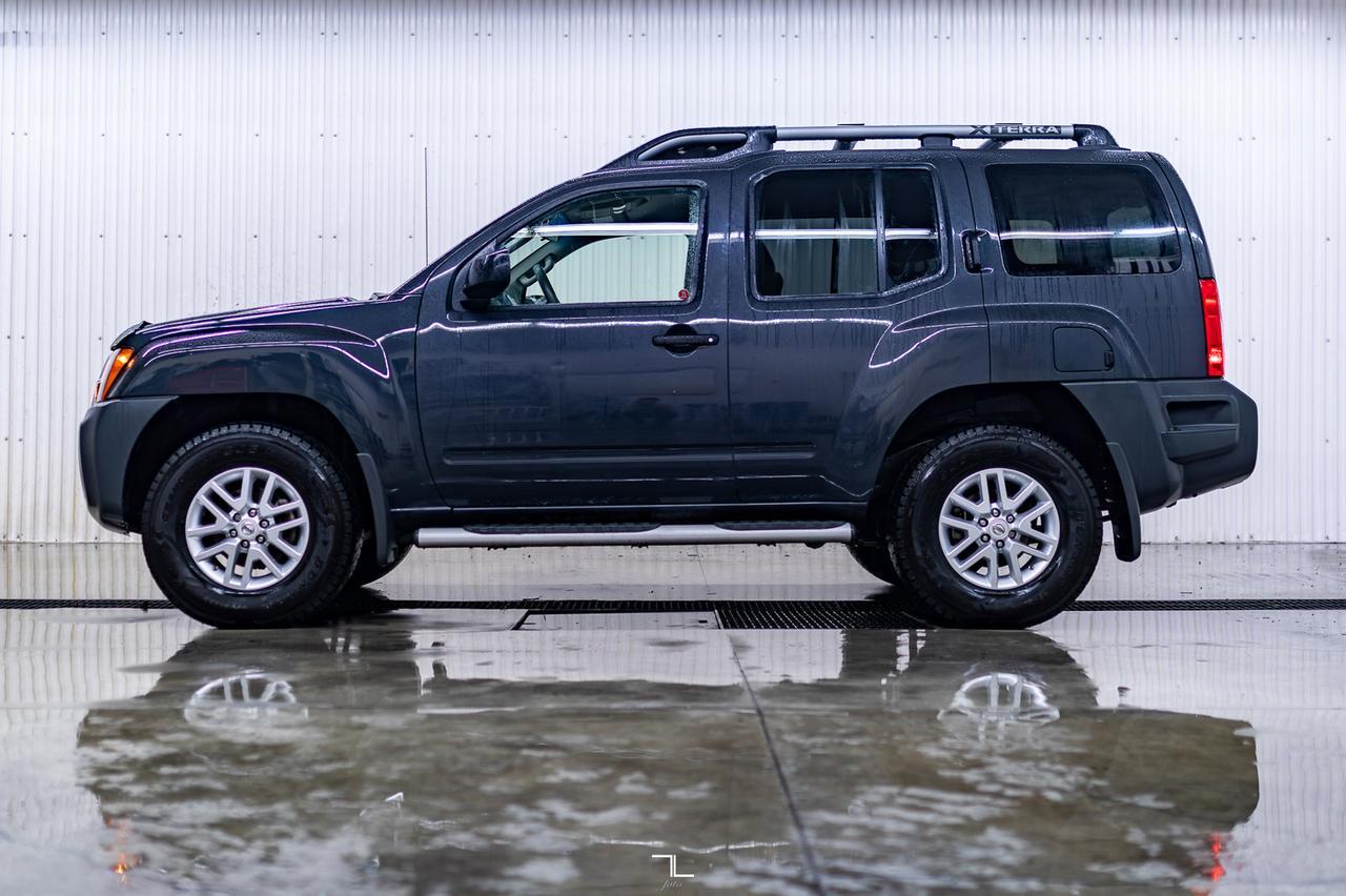 2014 Nissan Xterra 4x4 X Red Deer AB