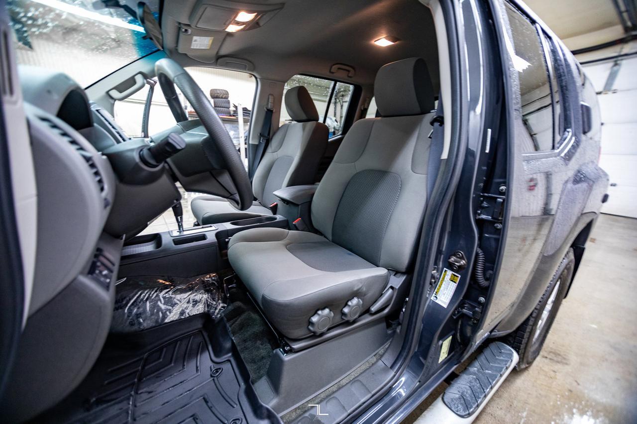 2014 Nissan Xterra 4x4 X Red Deer AB