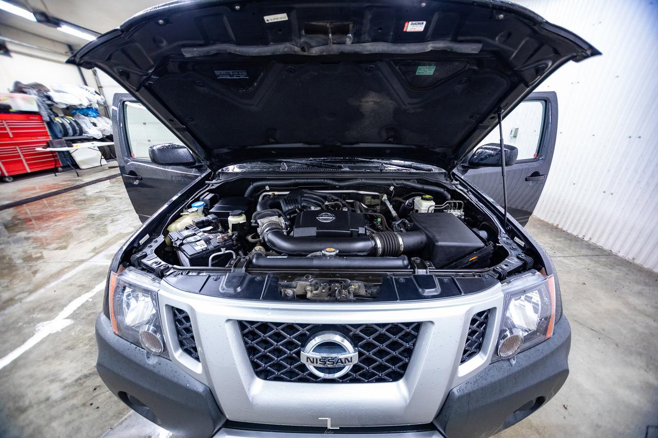 2014 Nissan Xterra 4x4 X Red Deer AB