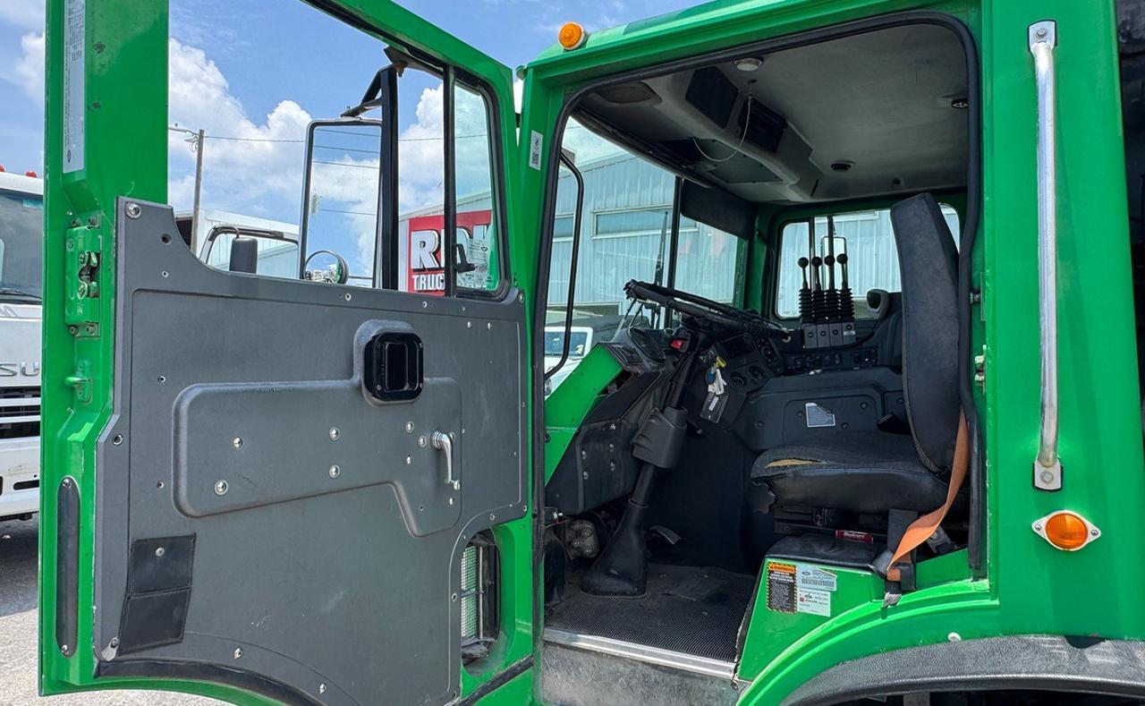 2014 No Make MRU613 10 yard DuraClass Dump Truck Tampa FL