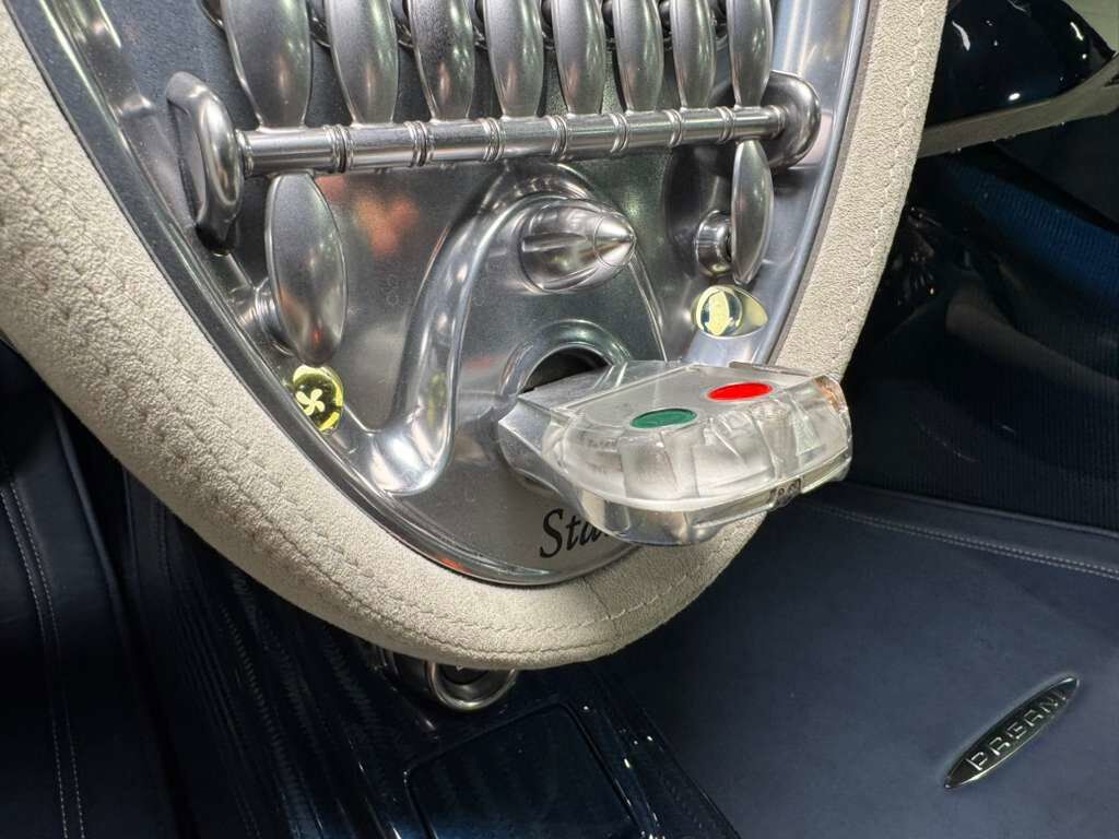 2014 Pagani Huayra chassis #62/100, Tempesta Package, Blu Argentina paint, signed by Horacio Pagani!! Fort Lauderdale FL