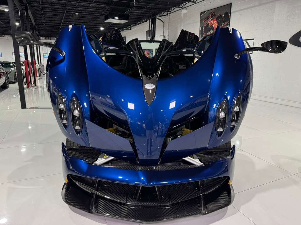 2014 Pagani Huayra chassis #62/100, Tempesta Package, Blu Argentina paint, signed by Horacio Pagani!! Fort Lauderdale FL