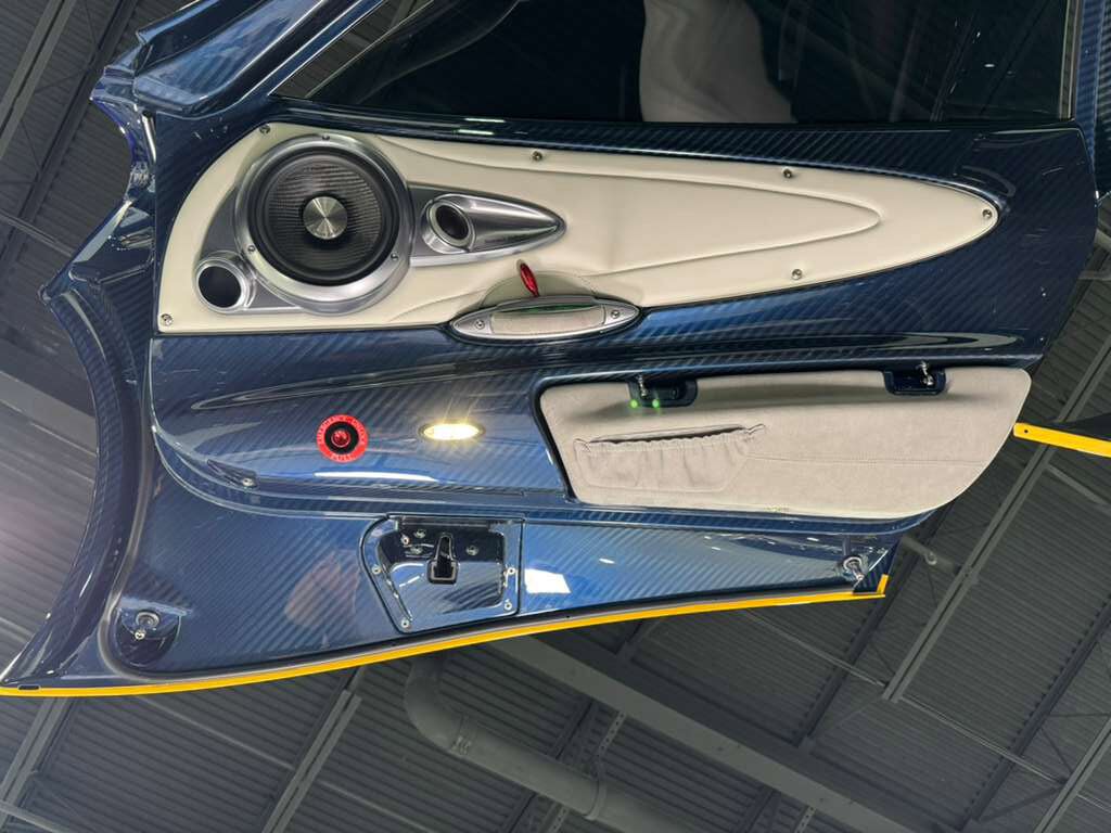 2014 Pagani Huayra chassis #62/100, Tempesta Package, Blu Argentina paint, signed by Horacio Pagani!! Fort Lauderdale FL