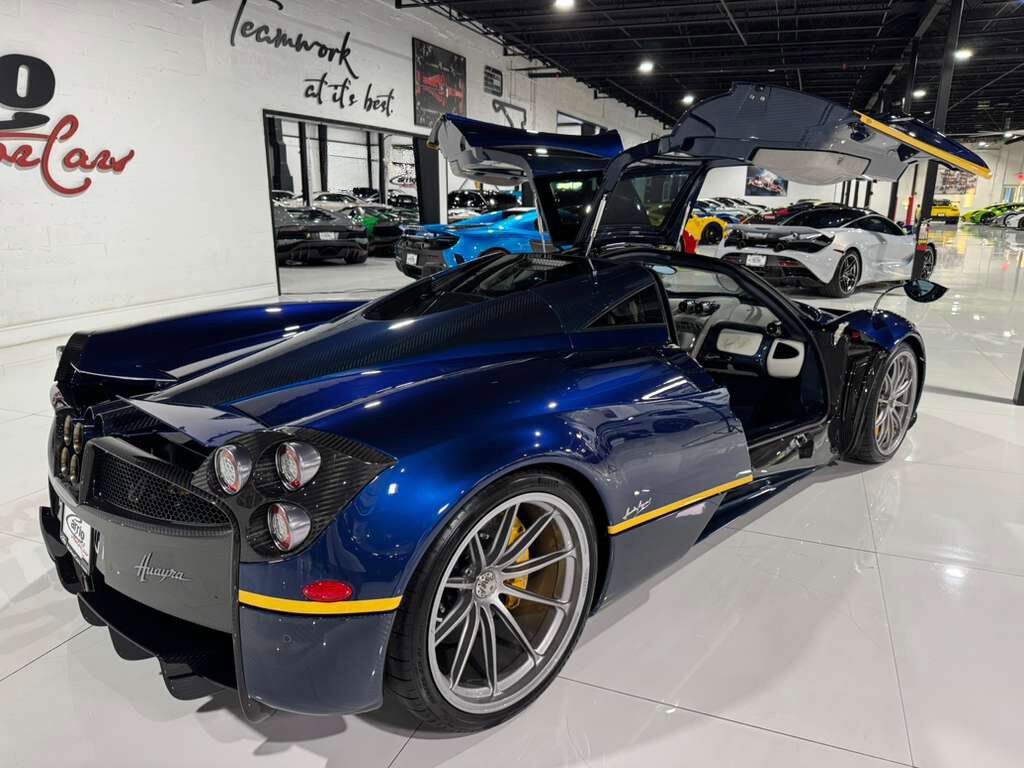 2014 Pagani Huayra chassis #62/100, Tempesta Package, Blu Argentina paint, signed by Horacio Pagani!! Fort Lauderdale FL