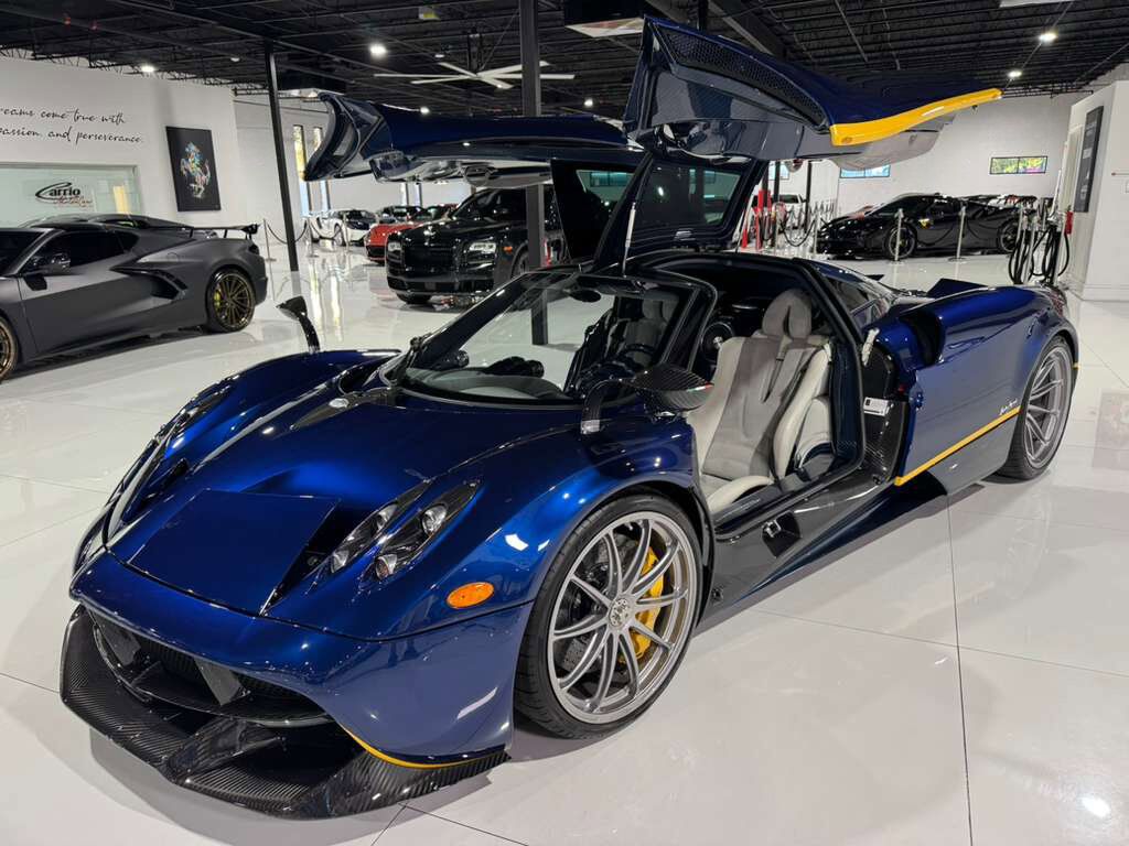 2014 Pagani Huayra chassis #62/100, Tempesta Package, Blu Argentina paint, signed by Horacio Pagani!! Fort Lauderdale FL